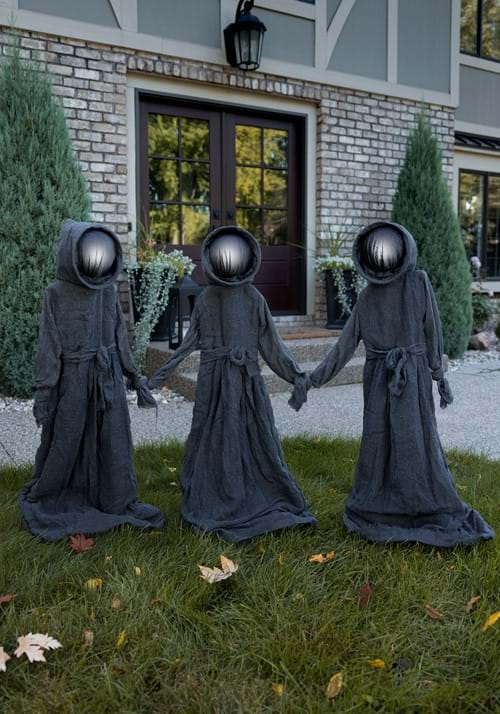 Wall of Reapers Standing Decoration