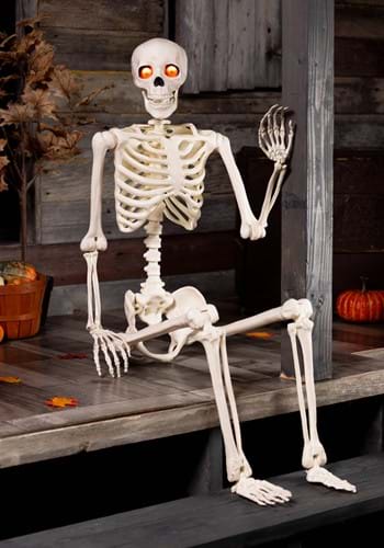 Deluxe Flaming Light Up Eyes Talking Skeleton new