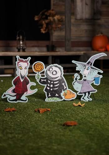 Shock Lock and Barrel Yard Decor Kit